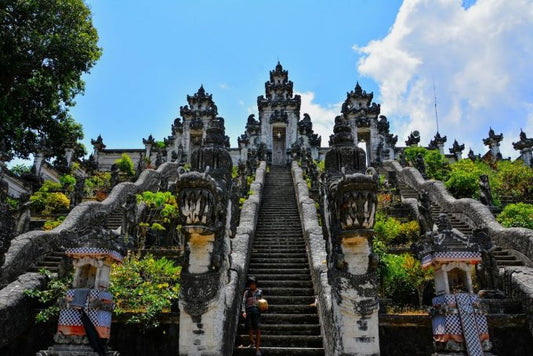 『神秘の島』バリ島で訪れたいスピリチュアルな観光スポットを厳選